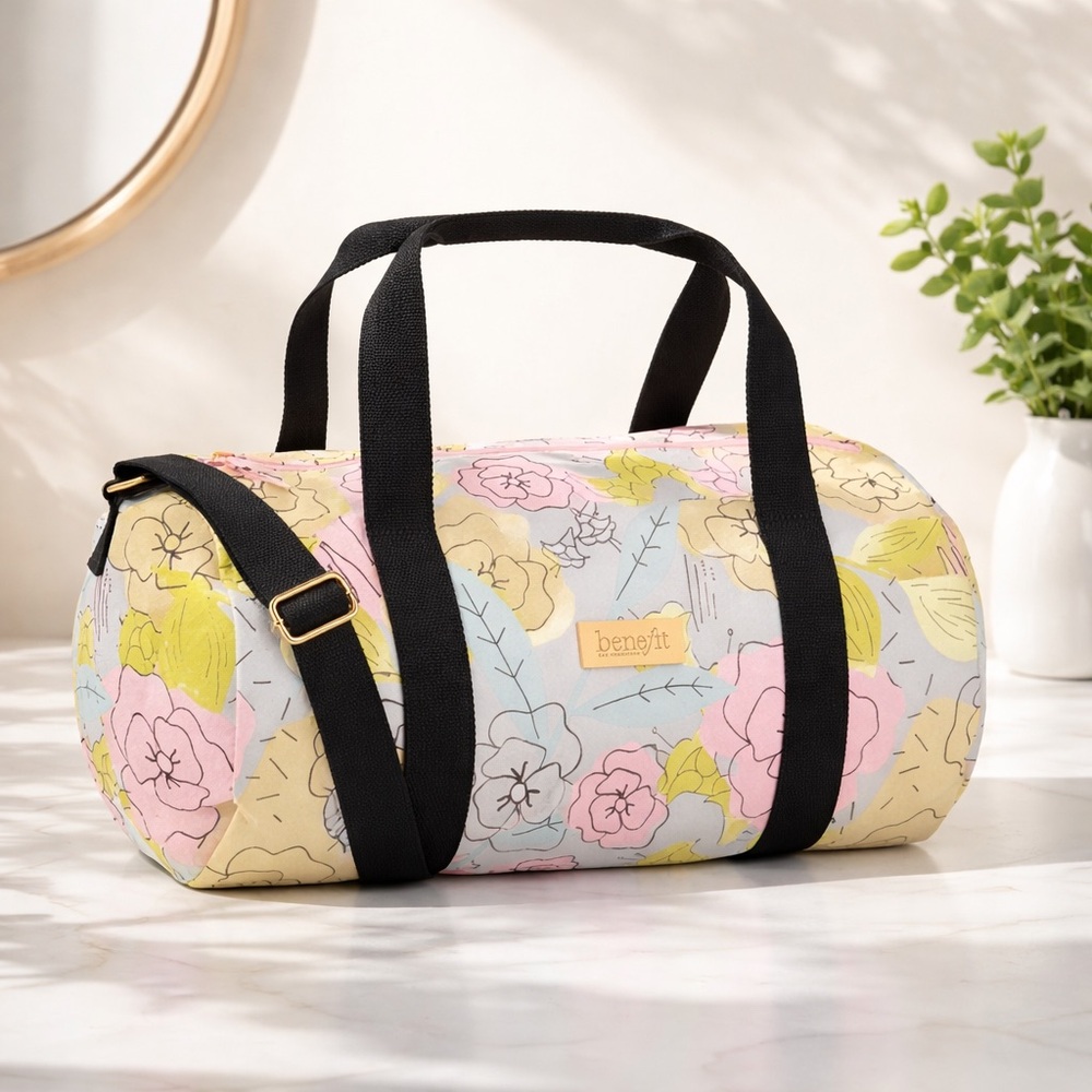 Benefit duffle bag